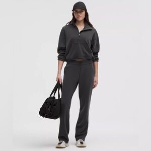 Lululemon Women’s Softstreme High-rise Black Sweatpants Size 4